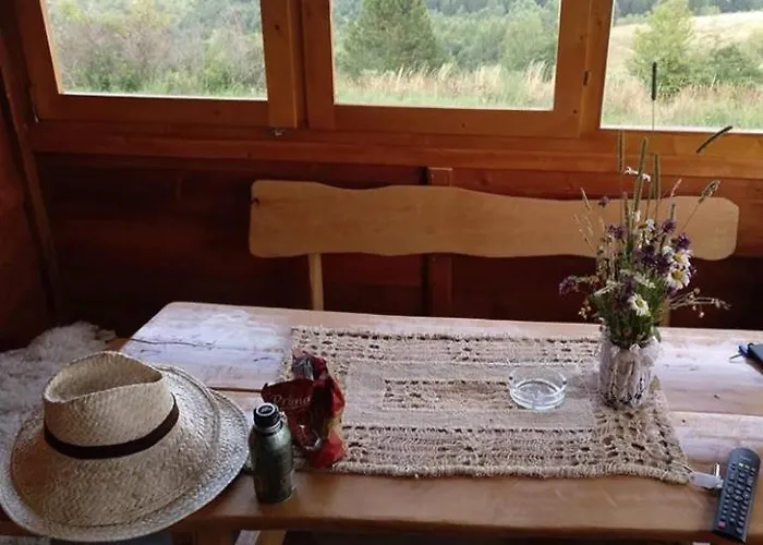 Markove Kolibe 1, Uvac,vecaa شقة *